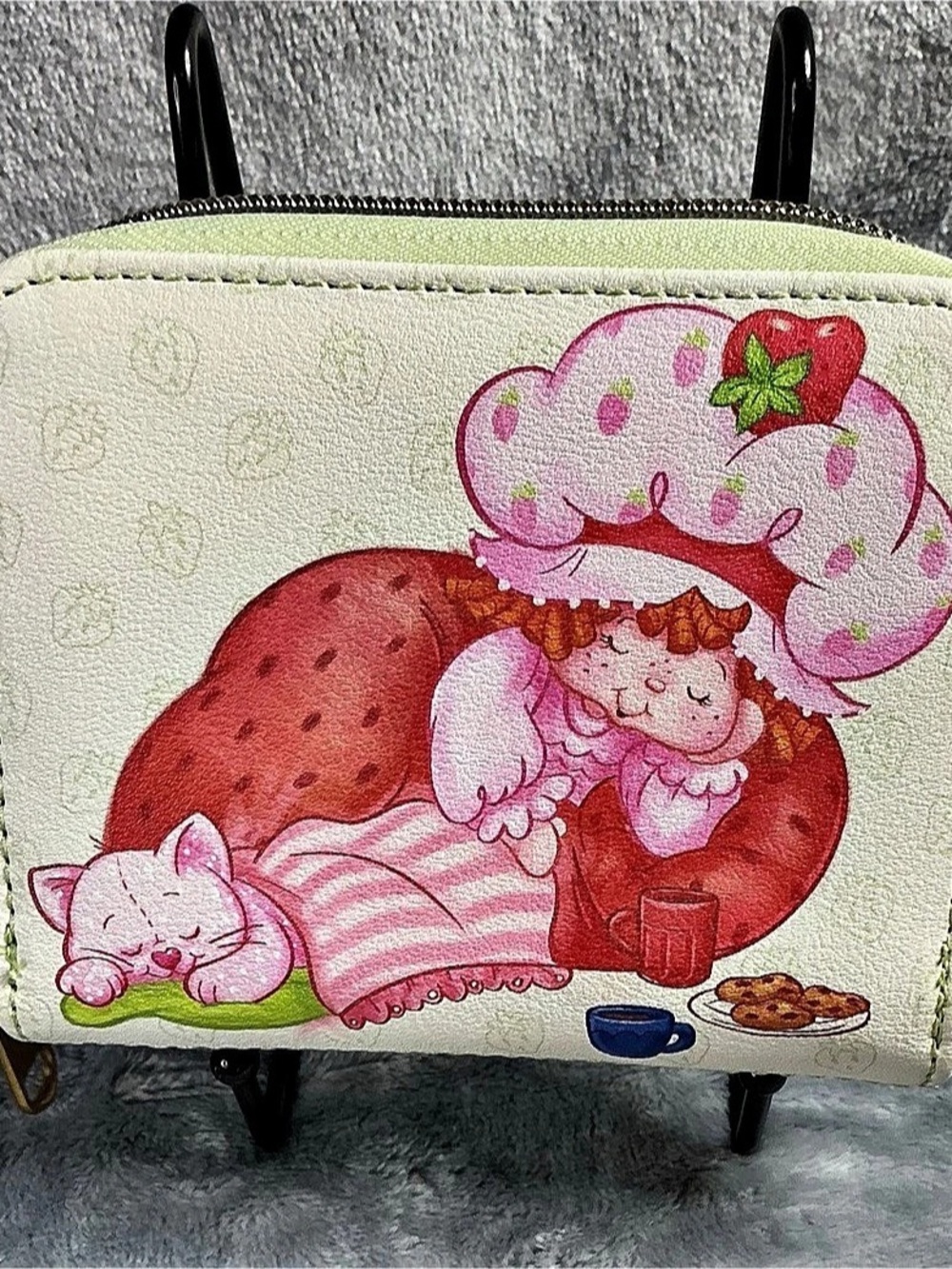 Strawberry Shortcake wallet Green & Pink Like New